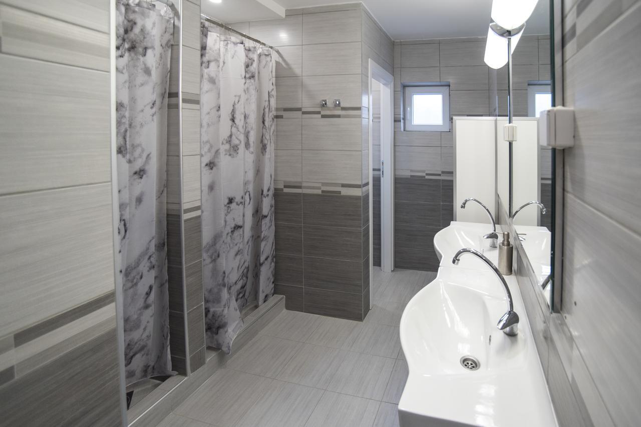 Bloom Inn Ni Eksteriør bilde