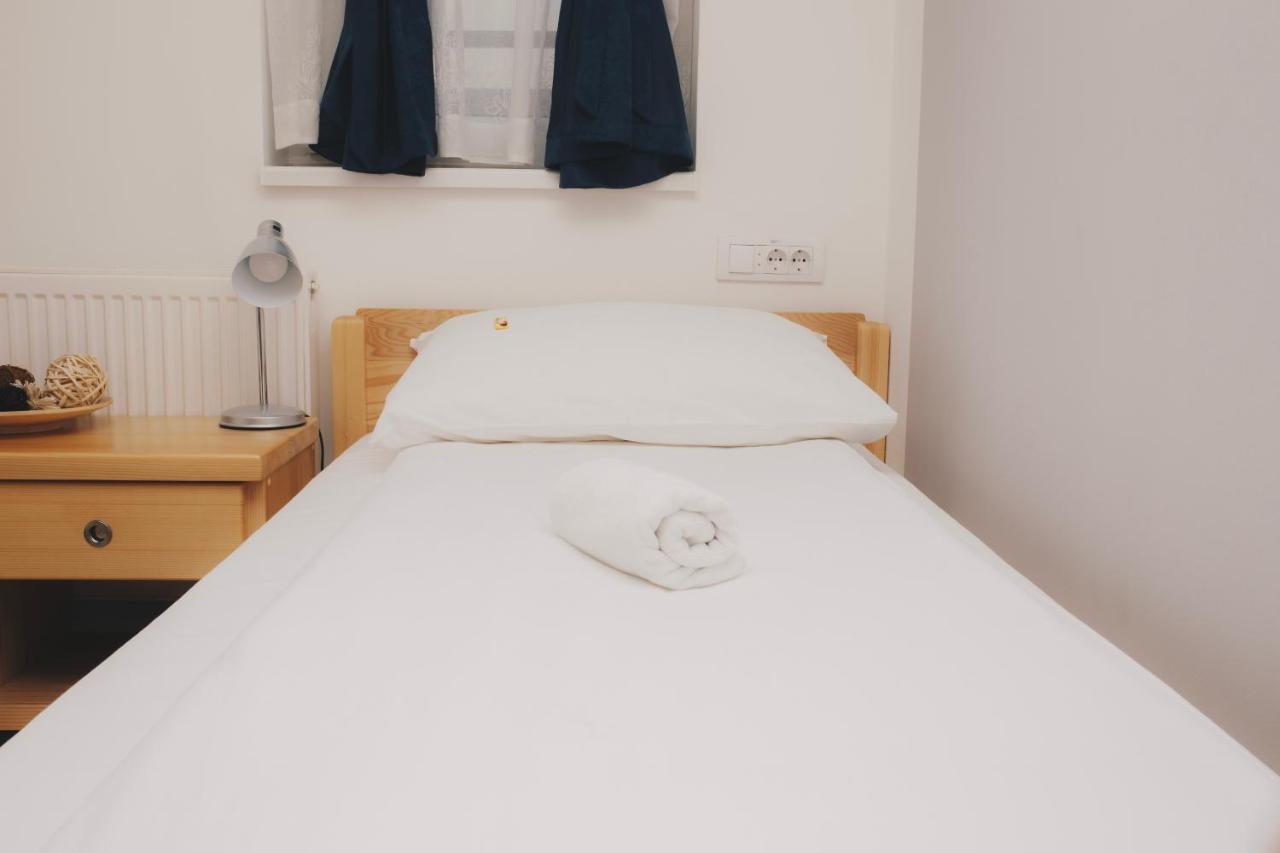 Bloom Inn Ni Eksteriør bilde